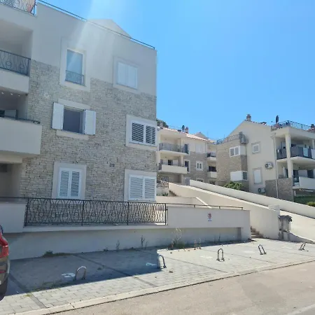 Apartman Leda