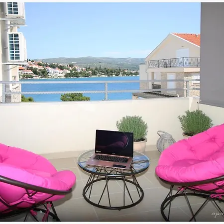 דירה Apartman Leda